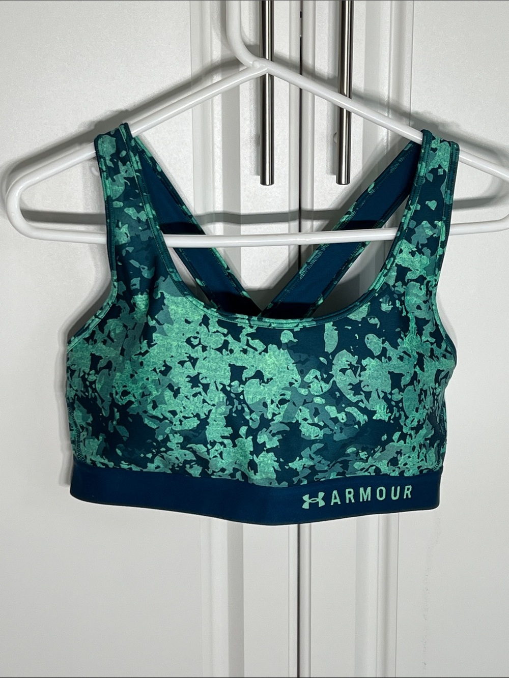 Under Armour Women's Teal Printed Sports Bra